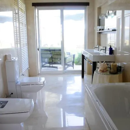 Pensionat Silver Coast Vacation - Your Unique 4*